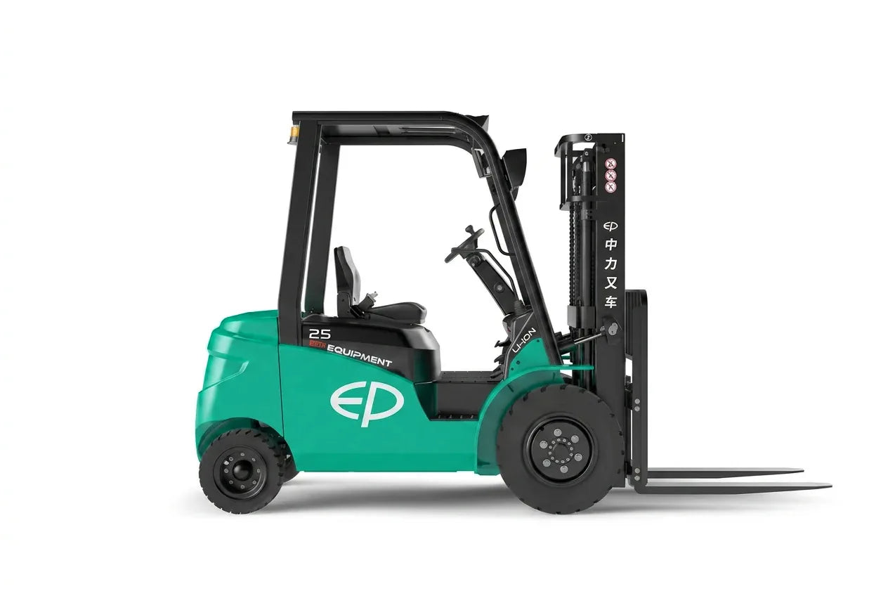 EP EFL303 – 3000 kg – elektrisk gaffeltruck side hoyre (2 av 13)