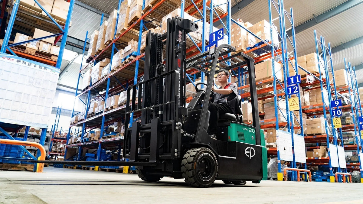 EP TVL201 – 2000 kg – elektrisk gaffeltruck lager (3 av 10)