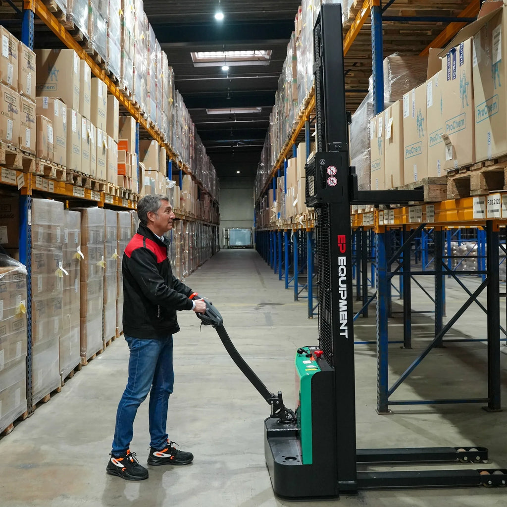 EP EST122 – 1200 kg – pallestabler gang (7 av 9)